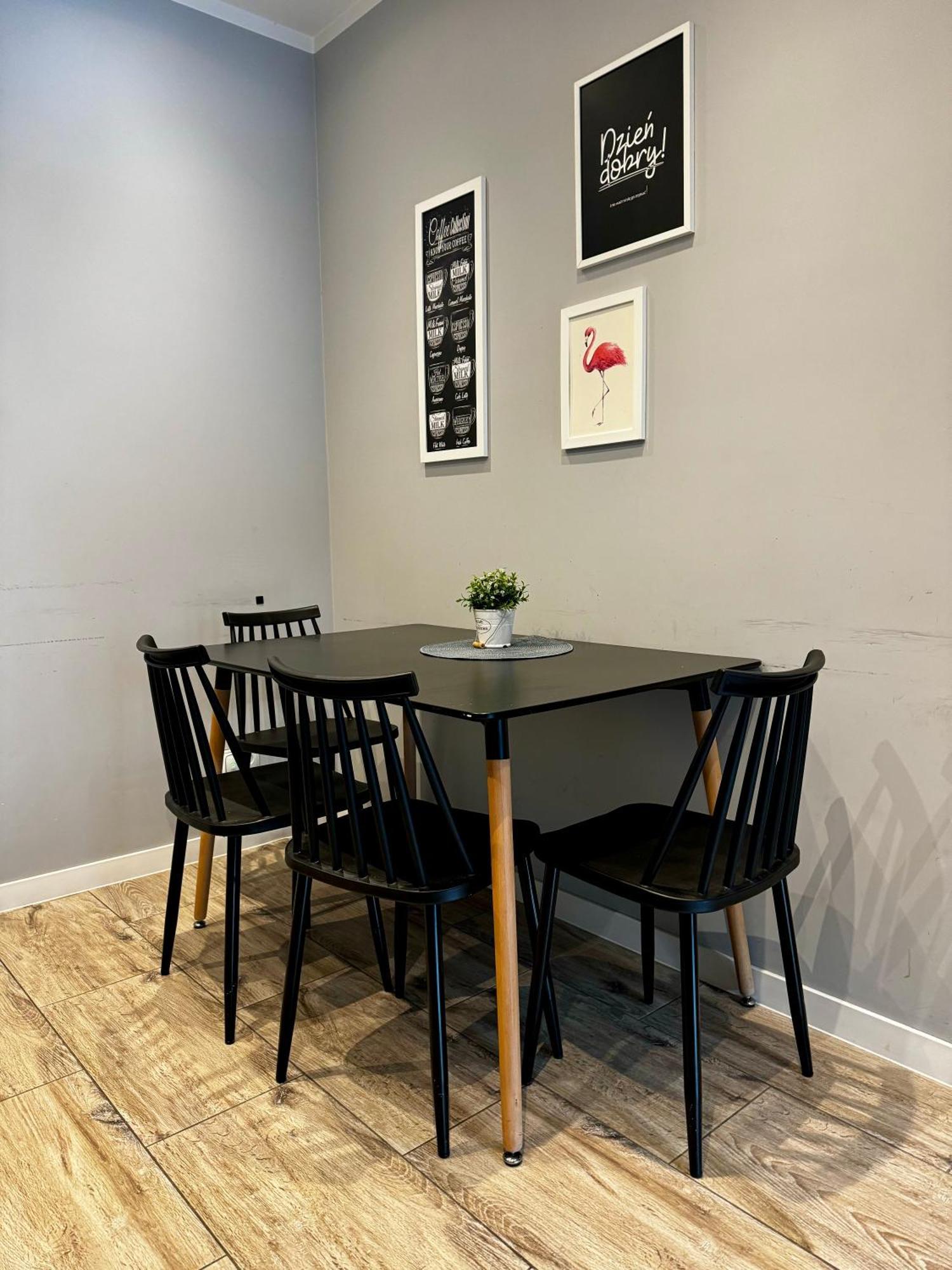 אופולה Apartament Flaming Z Balkonem - Scisle Centrum Naprzeciwko Pkp I Pks - Self Check In - Darmowy Parking - Pozne Wymeldowanie - Wystawiamy Fv מראה חיצוני תמונה