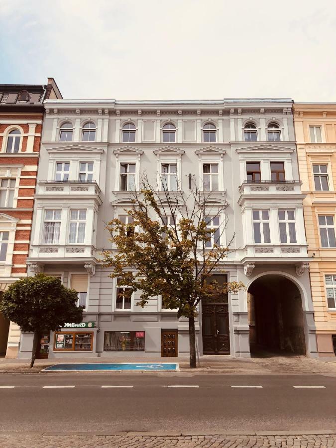 אופולה Apartament Flaming Z Balkonem - Scisle Centrum Naprzeciwko Pkp I Pks - Self Check In - Darmowy Parking - Pozne Wymeldowanie - Wystawiamy Fv מראה חיצוני תמונה